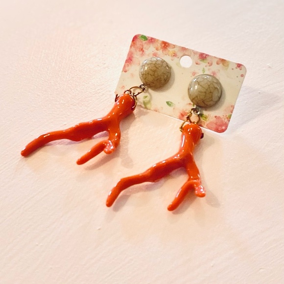 Earrings | Coral + Tan Acrylic Drop Earrings - Picture 8 of 8